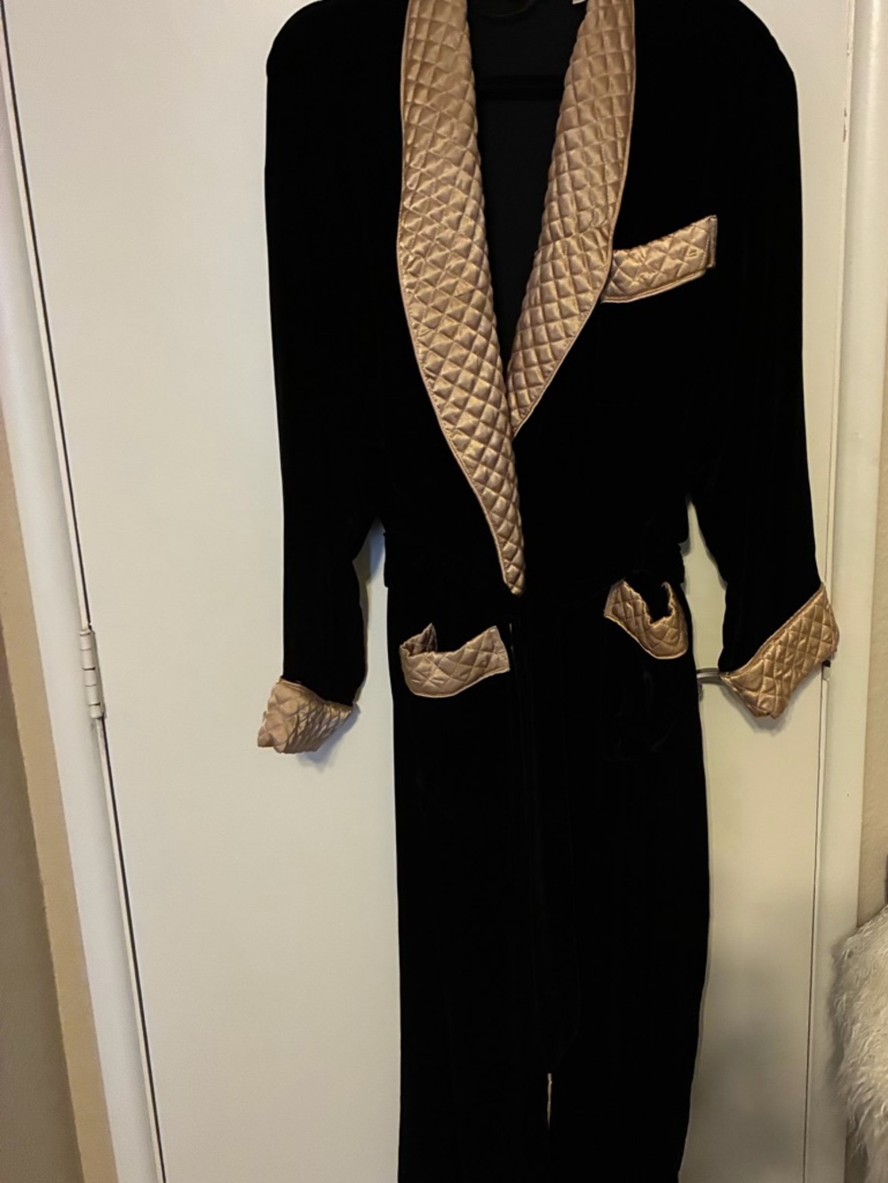 Victoria's Secret Black Velvet Dressing Gown/Gold Collar/Cuffs XS/S